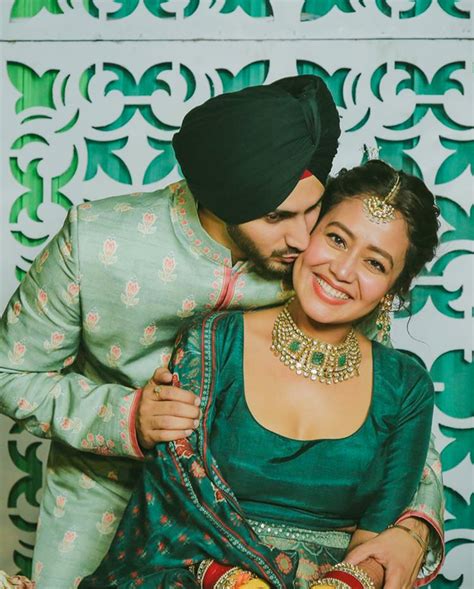 [HOT] Full Album Of Neha Kakkar and Rohanpreet Singh Wedding Photos ...