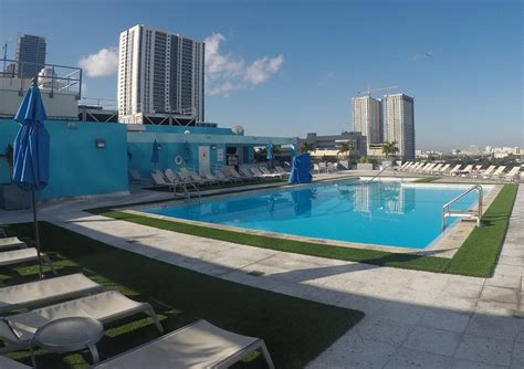 HILTON MIAMI DOWNTOWN $123 ($̶3̶2̶6̶) - Updated 2022 Prices & Hotel ...