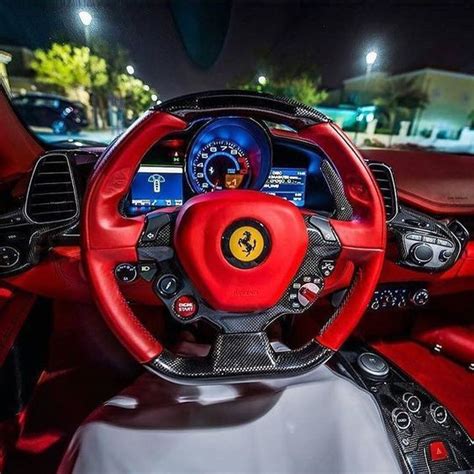 Ferrari interior | Coches deportivos, Modelos de ferrari, Autos deportivos