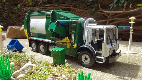 Custom Built 1:34 Scale First Gear Waste Management Trucks - YouTube