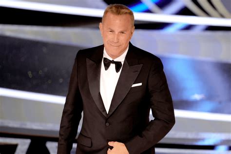 Kevin Costner Wins Golden Globe for Best Actor for 'Yellowstone'