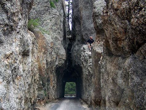 POSTCARDY: the postcard explorer: Needle's Eye Tunnel -- South Dakota