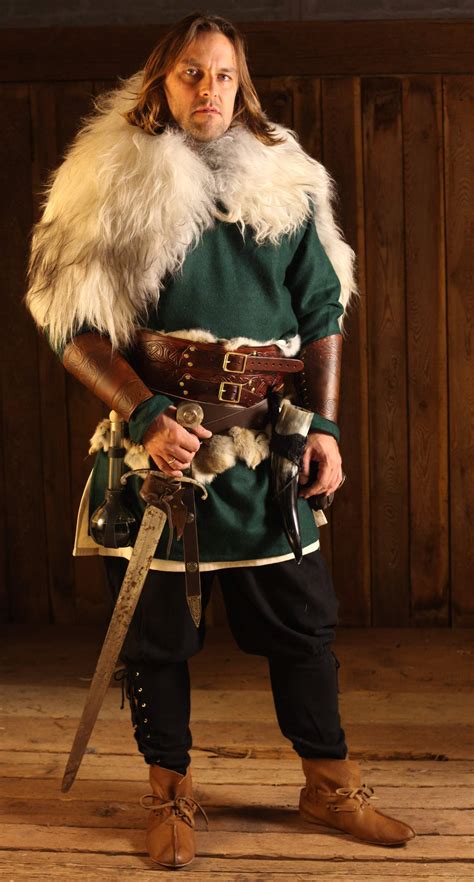 Viking Costume beställ på nätet - larp-fashion.se