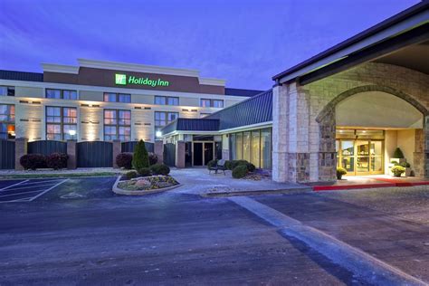 HOLIDAY INN® CINCINNATI-RIVERFRONT, AN IHG HOTEL - Covington KY 600 ...