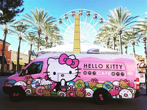 The Hello Kitty Cafe Truck Returns to Cincinnati This September