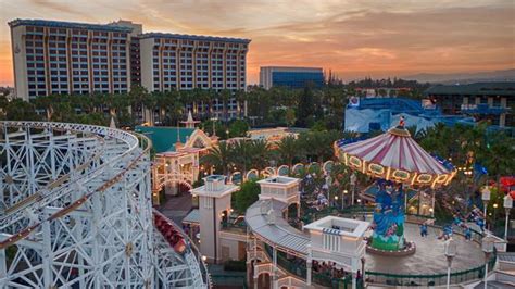 Reviews of Kid-Friendly Hotel | Disney's Paradise Pier Hotel Anaheim ...