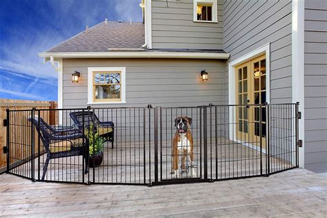 5 Best Dog Gates for the Outdoors | Family Handyman