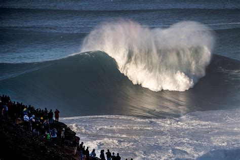 Surf Sessions S1 E5: best Nazare moments from 2017/2018