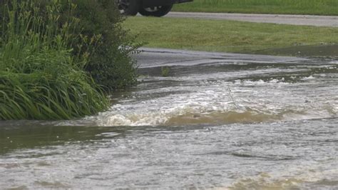 Town of Innisfil closes roads due to localized flooding | CTV News