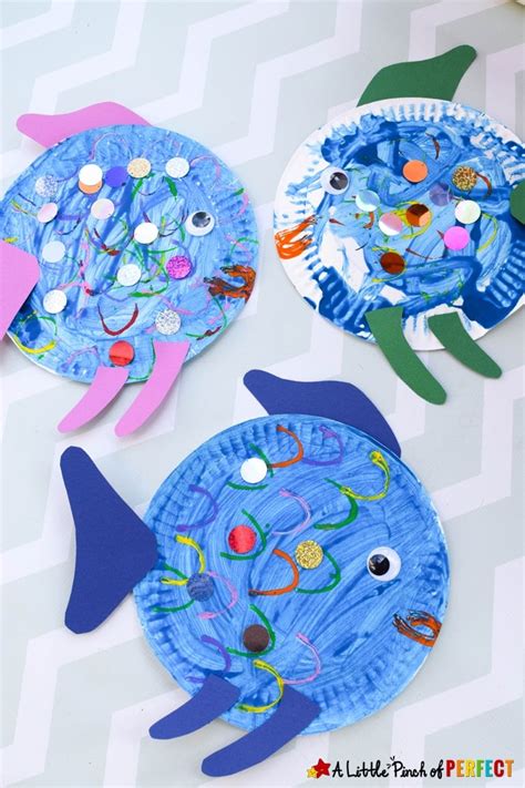 Paper Plate Fish Craft Inspired by The Rainbow Fish - A Little Pinch of ...