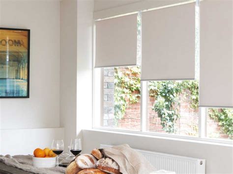 Roller Blinds Versus Curtains - Delux Blinds