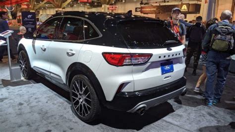 Ford Shows off New AWD Sport Hybrid Escape - Ford-Trucks.com