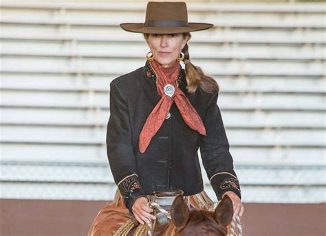 Cowboy Dressage Lady | Riding outfit, Western chic fashion, Cowgirl ...