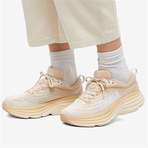 HOKA ONE ONE W Bondi 8 Shifting Sand & Eggnog | END. (Global)