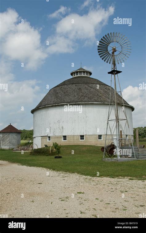 Round Barn Museum; Fulton County, Indiana Stock Photo - Alamy