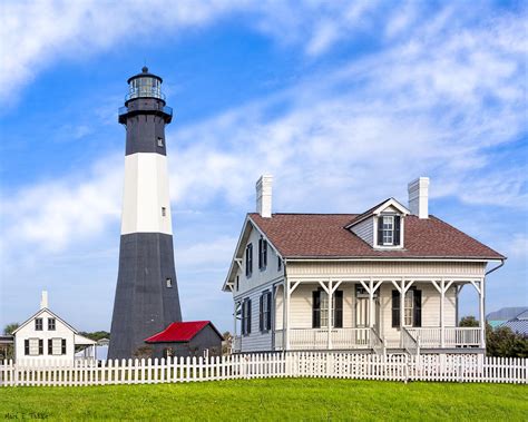 Tybee Island Lighthouse At Dawn Photograph by Mark Tisdale