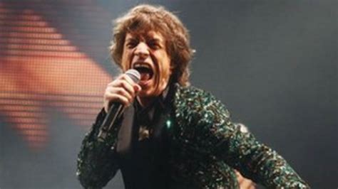 Mick Jagger's hair fetches £4,000 - BBC News