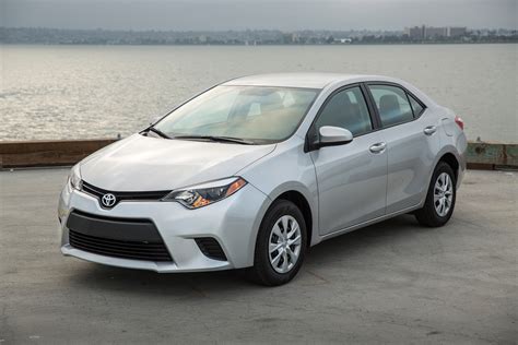 2015 Toyota Corolla Le Features