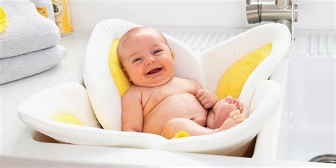 15 Best Baby Bath Tubs for 2019 - Cute Infant Bath Tubs