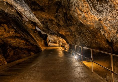 Visiting Timpanogos Cave National Monument - PhotoJeepers