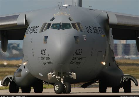 UAWire - Three military cargo planes from U.S., Canada and UK land in ...