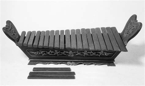 Xylophone (gambang kayu) | Museum of Fine Arts, Boston