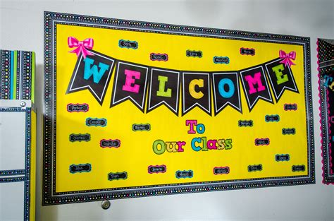 Chalkboard Brights Classroom | Kindergarten bulletin boards, Preschool ...