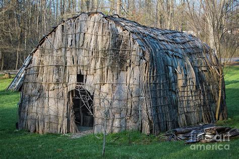 Iroquois Longhouse - George Rogers Clark Park - Springfield - Ohio ...