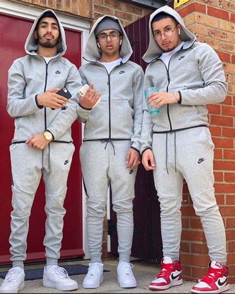 TRACKSUIT KINGS AND QUEENS on Instagram: “@tracksuit_kq @mommin.k ...