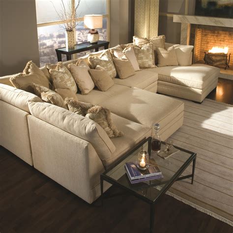 Huntington House 7100 7100-3x51+31+62+55 Contemporary U-Shape Sectional ...