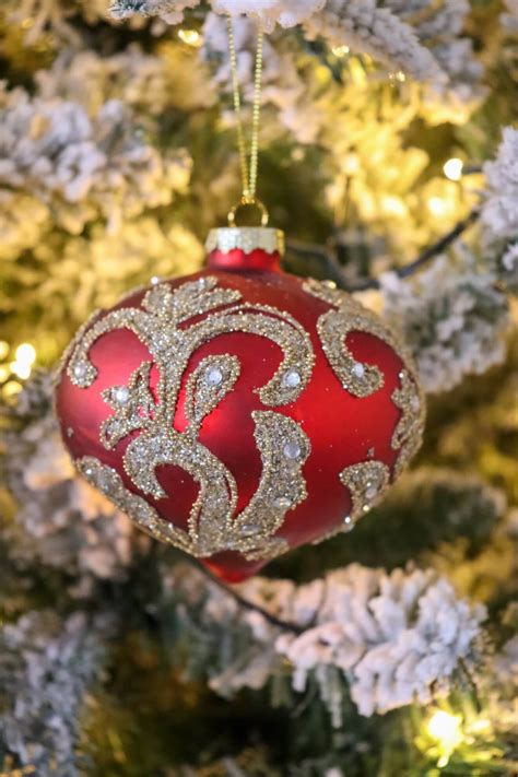 Red-Gold Ornament