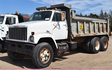 1985 GMC Brigadier dump truck in La Crosse, KS | Item K2428 sold ...