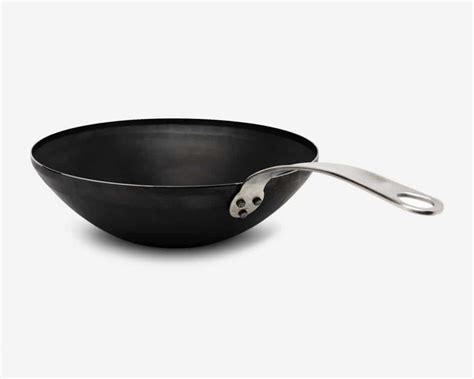 Best Carbon Steel Wok For Home Cooking According to Experts