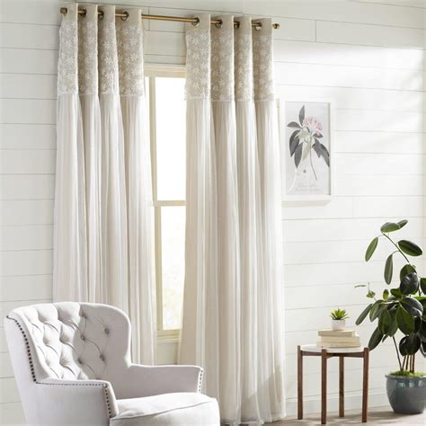 What Curtains Go With White Walls - 20 Ideas