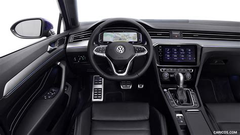 2020 Volkswagen Passat (EU-Spec) | Interior, Cockpit