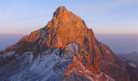 Ascent of the Mount Kenya Massif (3 Summits) | Attitude Montagne