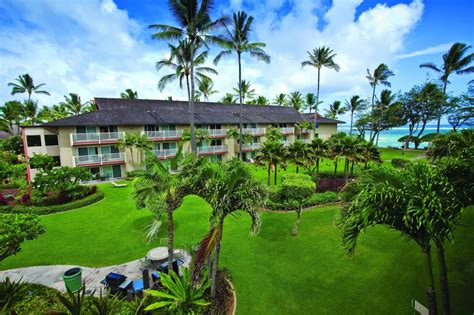 7 Luxurious Kauai Resorts for an Epic Hawaiian 2024 Vacation