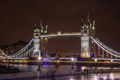 Private Tour: Tower Bridge Night Photography Tour: Triphobo