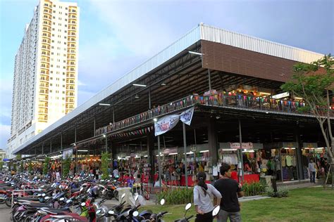 JE TunNel: HATYAI Night Market, Day Market for Shopaholic and Food Lovers!