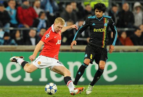 UEFA shares stunning clip of Paul Scholes' UCL assists