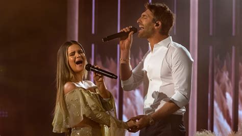 ACM Awards: Maren Morris and husband Ryan Hurd's duet debut