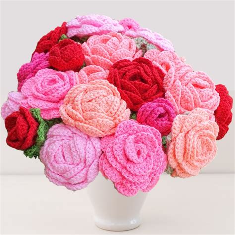 The Ultimate Crochet Rose Bouquet - Etsy