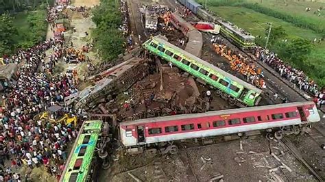 These pictures of Odisha train accident will shock your heart