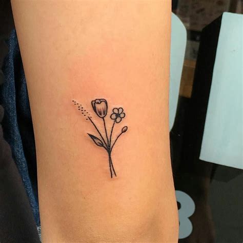 40 Wrist Tattoo Designs Flowers