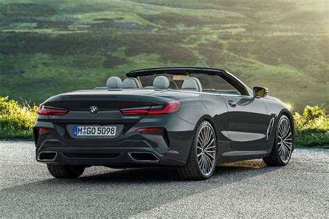 2019 BMW M850i 8-Series Convertible Raises the Roof