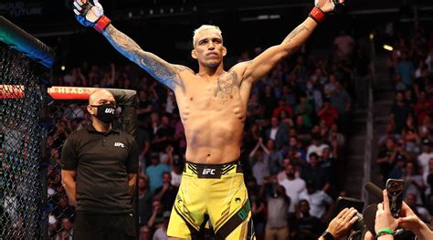 UFC 269 Betting Preview: Charles Oliveira vs. Dustin Poirier - Sports ...