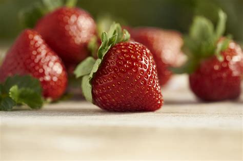 Strawberry Nutrition Facts & Health Benefits | Driscoll's