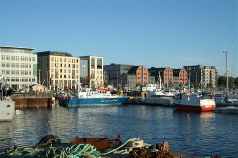 Bodo harbour Norway Bodo, Fjord, Harbour, San Francisco Skyline, Places ...