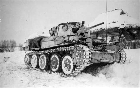 Panzer 38t winter camo | World War Photos