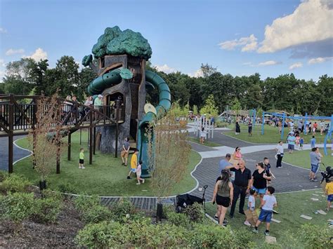 Innovation Hills Park Is Home To Massive Jungle Gym Near Detroit